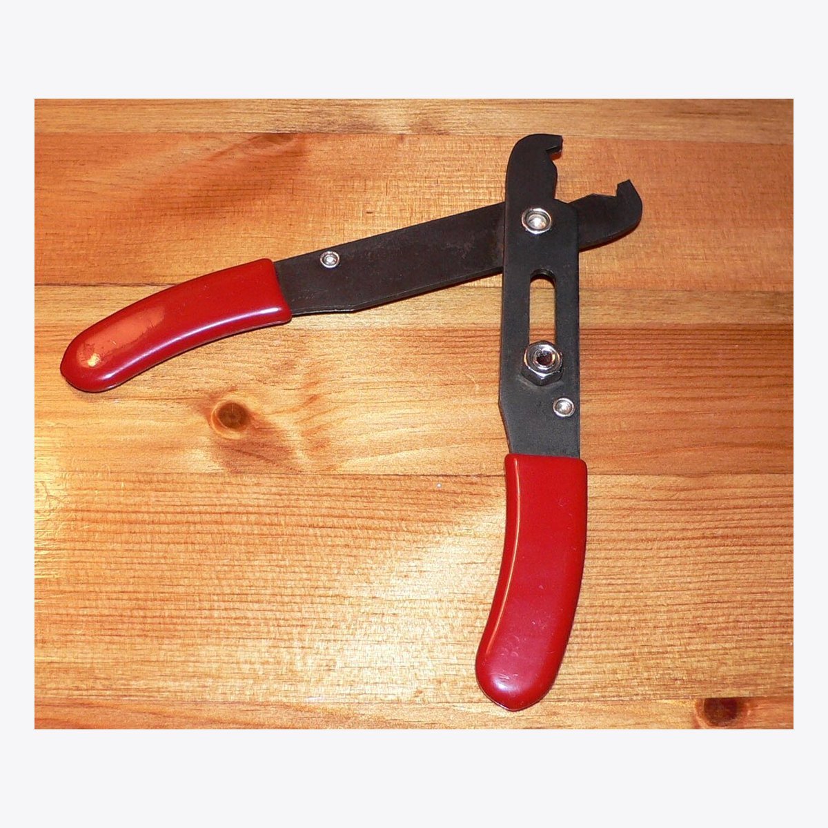Wire Cutter and Stripper