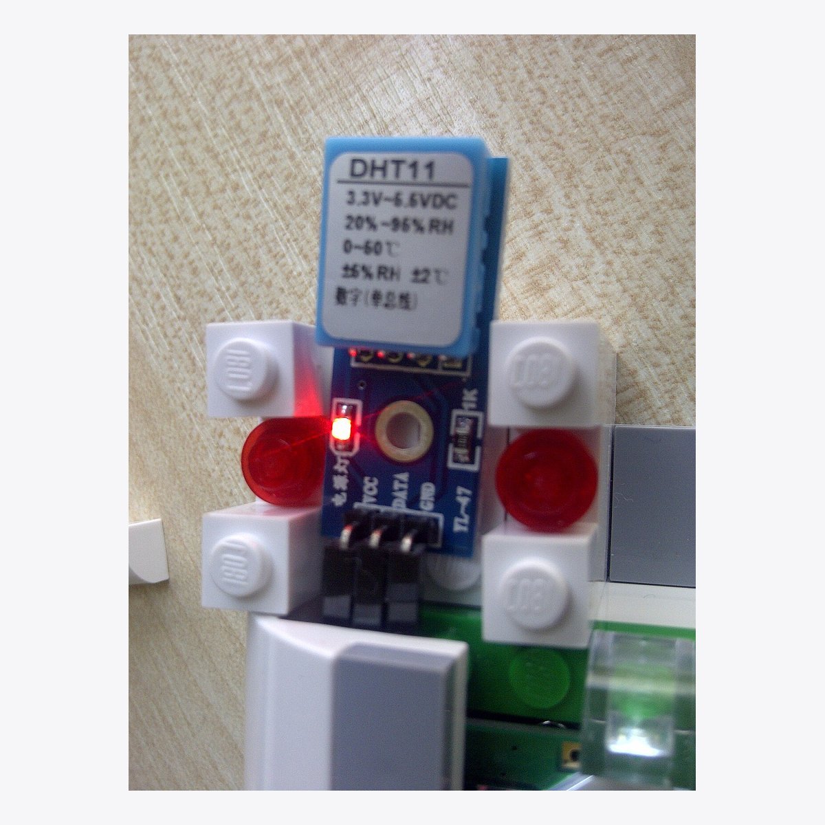 DHT11 Temperature and Humidity Sensor Module